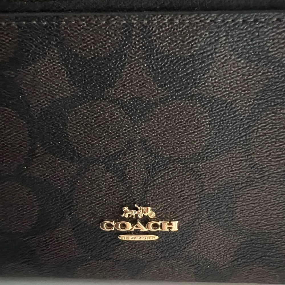 Coach Signature Black and Brown Wristlet. NWOT - Picture 3 of 5